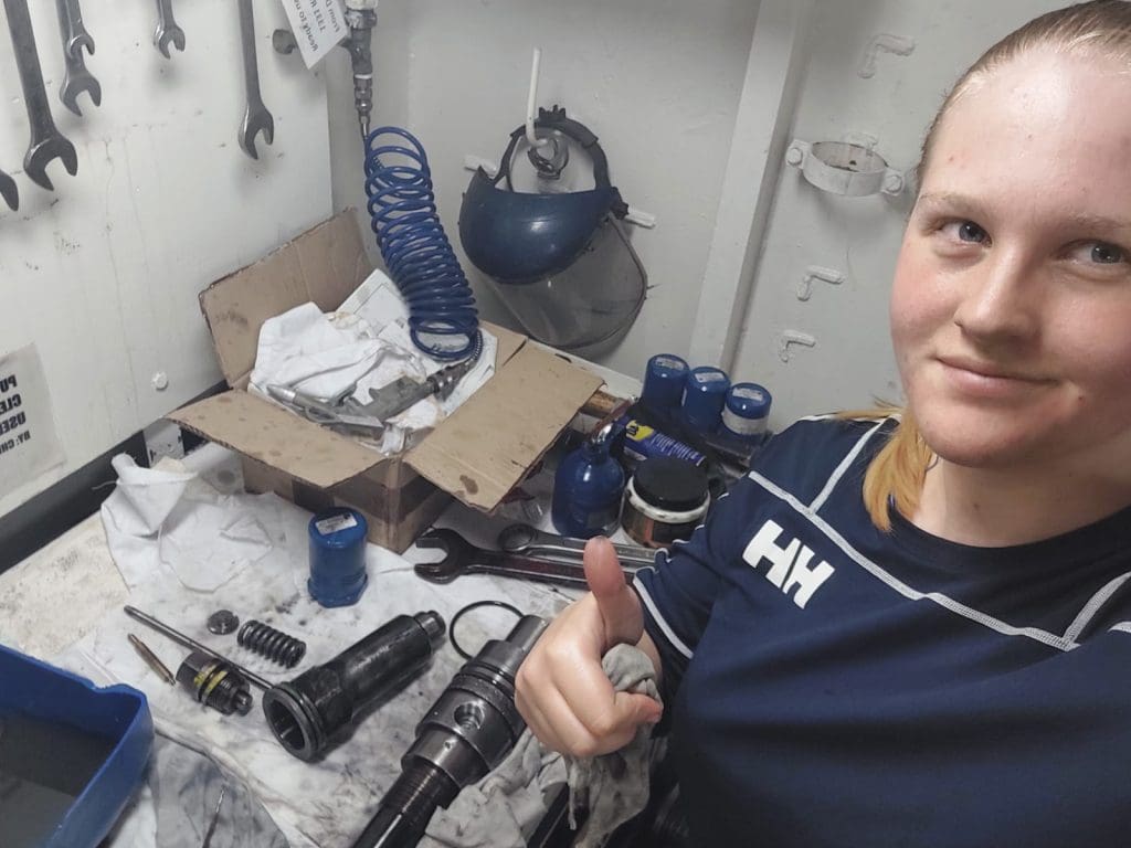 Sanne Beers Fourth Engineer bij Oceanwide Expeditions volgde de training bij Pontifexx Academy